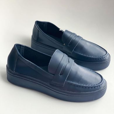 Синие туфли лоферы из натуральной кожи