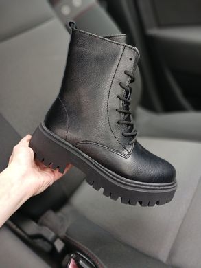 Чорні черевики із натуральної шкіри на хутрі