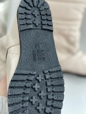 Молочні зимові чоботи із натуральної шкіри на хутрі