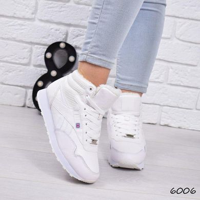 Білі зимові кросівки, спортивні черевики жіночі 36